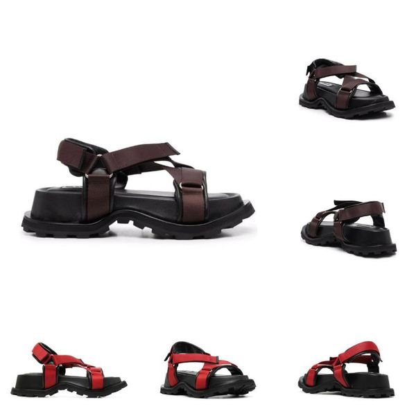 italy designer platform sandals touch-strap fastening crossover-strap chunky shoes square-toe sandal stretch open square toe rubber lug sole, Black
italy designer platform sandals touch-strap fastening crossover-strap chunky shoes square-toe sandal stretch open square toe rubber lug sole, Black