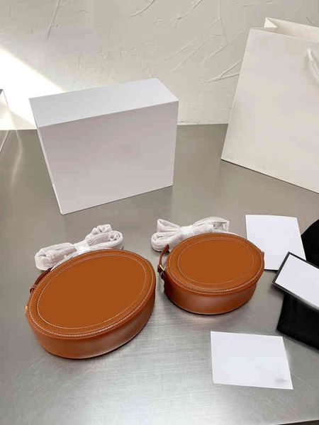 pig nose bags fashion waist chest oval mobile phone cowhide women's single shoulder messenger small square female purses 220406
pig nose bags fashion waist chest oval mobile phone cowhide women's single shoulder messenger small square female purses 220406