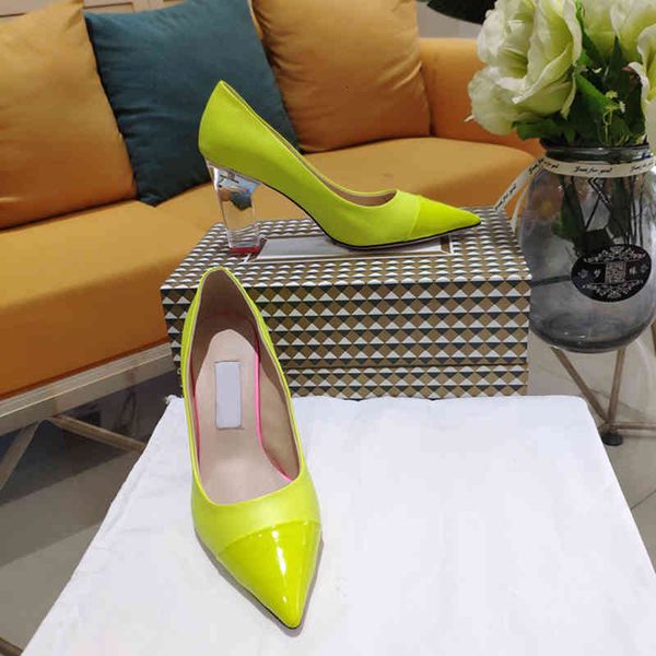 dress shoes spring and summer style small fresh crystal heel temperament high s thick shallow mouth pointed net red single shoes, Black
dress shoes spring and summer style small fresh crystal heel temperament high s thick shallow mouth pointed net red single shoes, Black