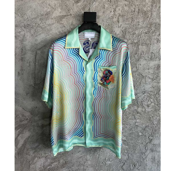 luxury quality silk short sleeve shirts casual vacation fashion shirts geometric wave print men's, White;black
luxury quality silk short sleeve shirts casual vacation fashion shirts geometric wave print men's, White;black