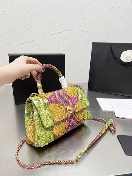 ritai hand-sewn custom lid bag classic lizard cow leather bags original hardware buckle crossbody bag
ritai hand-sewn custom lid bag classic lizard cow leather bags original hardware buckle crossbody bag