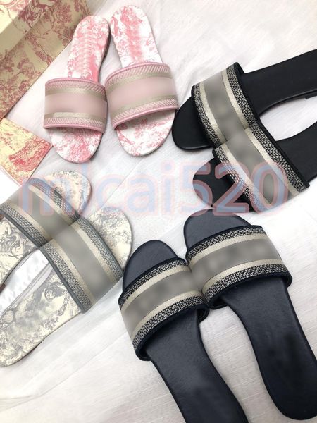 2022 paris dies designer shoes 2022 italian women designer luxury slippers leather flat slippers embroidered print slippers beach women', Black
2022 paris dies designer shoes 2022 italian women designer luxury slippers leather flat slippers embroidered print slippers beach women', Black