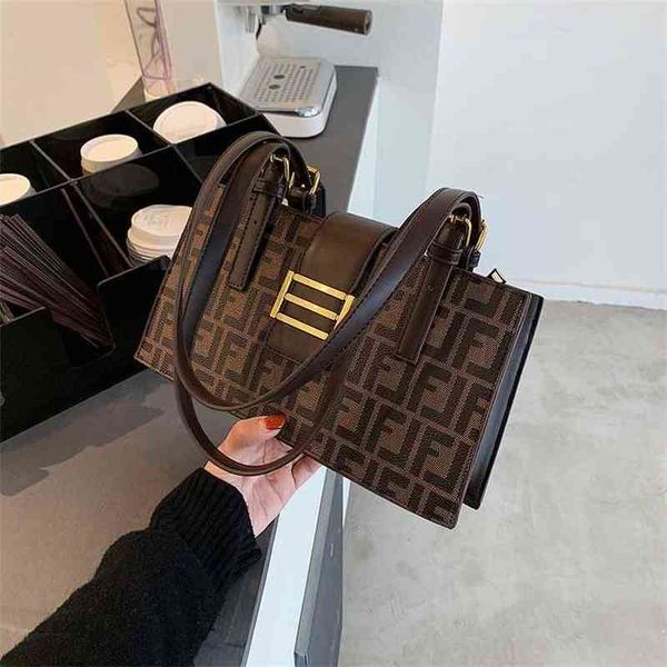 fashion bag fashionable western style bag for women in autumn and wint
fashion bag fashionable western style bag for women in autumn and wint