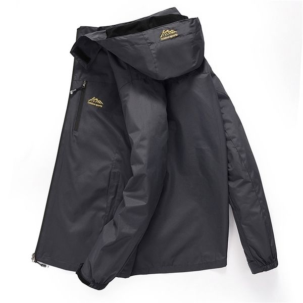 casual waterproof jacket men spring autumn breathable hooded coat outdoor tourism mountain clothing male windbreaker jacket 201116, Black;brown
casual waterproof jacket men spring autumn breathable hooded coat outdoor tourism mountain clothing male windbreaker jacket 201116, Black;brown
