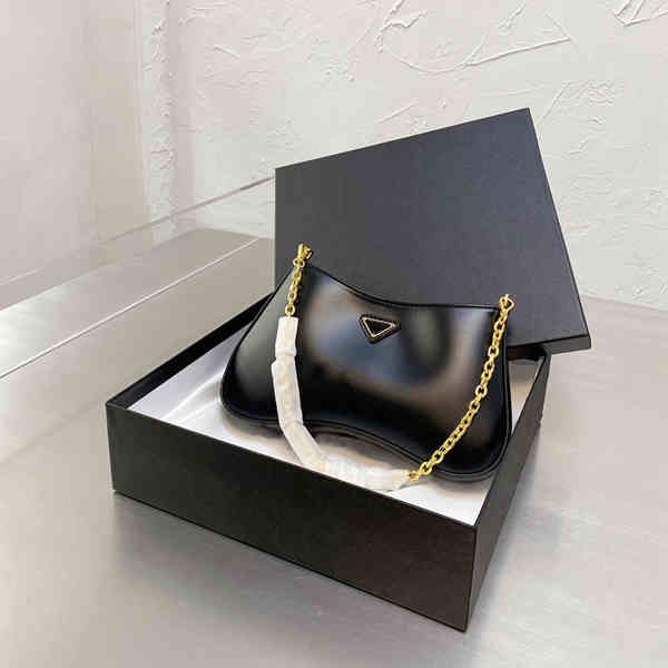 2021 designers womens shoulder bag wallet handbag patent leather luxury crossbody portable clutch purses lady underarm bags messenger cross
2021 designers womens shoulder bag wallet handbag patent leather luxury crossbody portable clutch purses lady underarm bags messenger cross