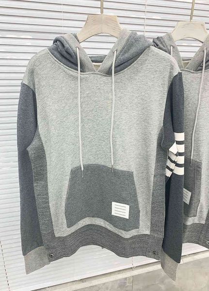 2022 new tb tricolor grey stitched yarn dyed men's and women's hoodies high-end quality, Black
2022 new tb tricolor grey stitched yarn dyed men's and women's hoodies high-end quality, Black