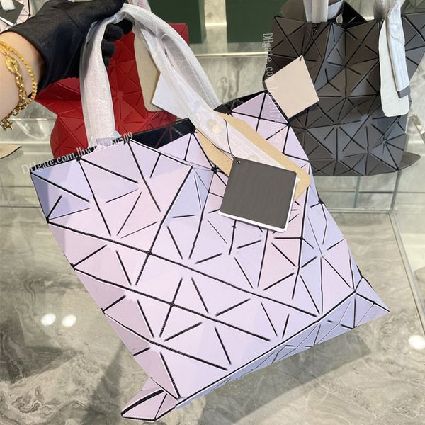2022 metallic feel handbags designers bags for women handbag enamel material shopping tote shoulder bag luxury fashion solid color shoulder
2022 metallic feel handbags designers bags for women handbag enamel material shopping tote shoulder bag luxury fashion solid color shoulder