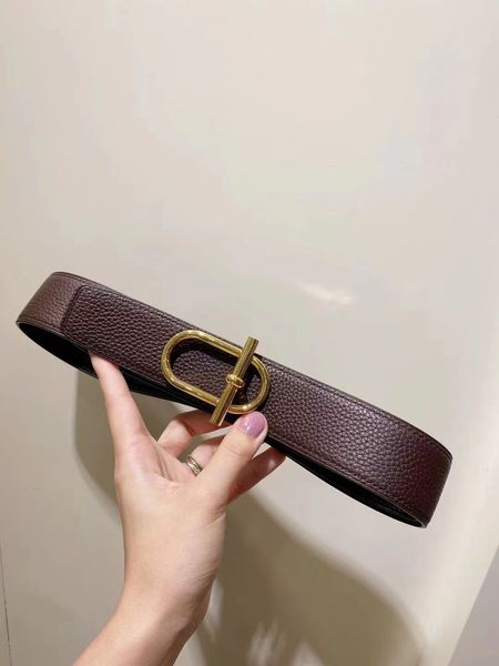 belts for men classic gold buckle silver buckles double-sided leather belts woman casual fashion versatile simple belt mens designer quality, Black;brown
belts for men classic gold buckle silver buckles double-sided leather belts woman casual fashion versatile simple belt mens designer quality, Black;brown