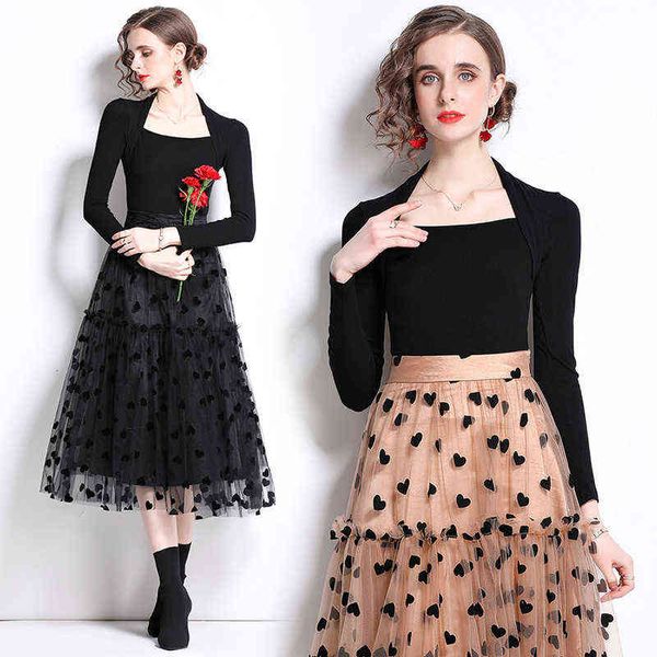 luxury designer women's dresses french neck hanging slim long sleeved t-shirt + two-piece set of gauze skirt, Black;gray
luxury designer women's dresses french neck hanging slim long sleeved t-shirt + two-piece set of gauze skirt, Black;gray