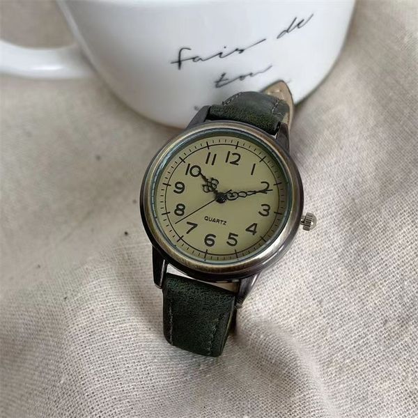 luxury womens watches designer antique chinese style watch girls retro niche mori students small and simple medieval quartz women watch awds, Slivery;golden
luxury womens watches designer antique chinese style watch girls retro niche mori students small and simple medieval quartz women watch awds, Slivery;golden