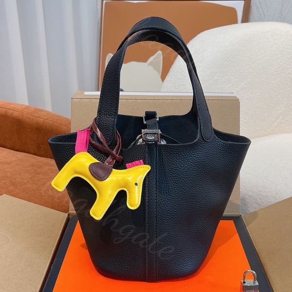 luxury designer bag picotin lock 22 vegetable basket bucket silver buckle calf leather handbag messenger multi-color options
luxury designer bag picotin lock 22 vegetable basket bucket silver buckle calf leather handbag messenger multi-color options