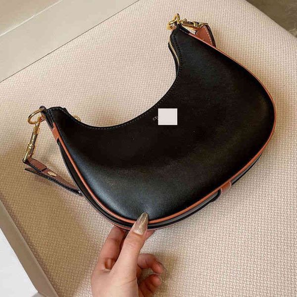 armpit cowhide women's ins layer super fire niche advanced feeling european and american crescent leather dumpling
armpit cowhide women's ins layer super fire niche advanced feeling european and american crescent leather dumpling