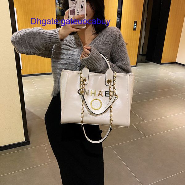 women's classic luxury handbags beach bags brand ch metal badge tote bag designer small mini evening handbag female capacity large leat, Black;red
women's classic luxury handbags beach bags brand ch metal badge tote bag designer small mini evening handbag female capacity large leat, Black;red