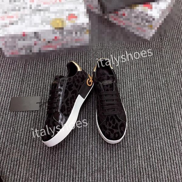 shoes 2022 chain reaction womans comfortable and antiskid slippers men size fashion 34-45 sneakers qys, Black
shoes 2022 chain reaction womans comfortable and antiskid slippers men size fashion 34-45 sneakers qys, Black