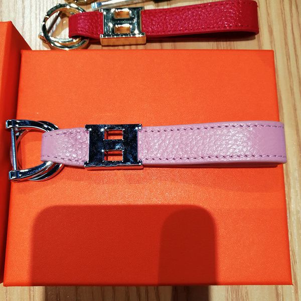 letter car keychain lichi grain car keychains pendant horseshoe buckle men and women high-end leather pendants good nice, Silver
letter car keychain lichi grain car keychains pendant horseshoe buckle men and women high-end leather pendants good nice, Silver
