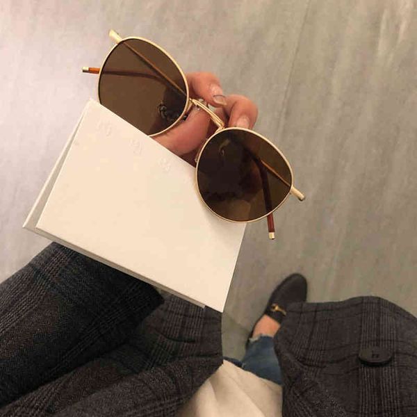 sunglasses korean ins glasses women's thin polarized women's net red same fashion metal tan small face, White;black
sunglasses korean ins glasses women's thin polarized women's net red same fashion metal tan small face, White;black