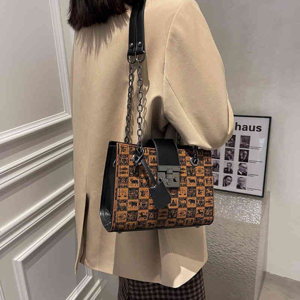 fashion women's new high-quality versatile bag luxury designer 2022 fashion large capacity chain foreign style single shoulder msenger
fashion women's new high-quality versatile bag luxury designer 2022 fashion large capacity chain foreign style single shoulder msenger