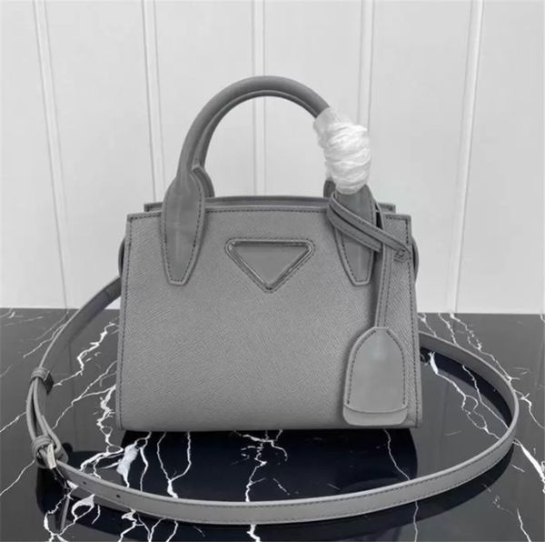 famous brand designer messenger handbag tote leather vintage pattern crossbody handbag purse new shoulder bag clutch tote h0368
famous brand designer messenger handbag tote leather vintage pattern crossbody handbag purse new shoulder bag clutch tote h0368