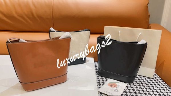 new bucket bag web celebrity recommend style classic printing series of popular sentiment item folding box size: 20 x21cm bags handbags wome
new bucket bag web celebrity recommend style classic printing series of popular sentiment item folding box size: 20 x21cm bags handbags wome