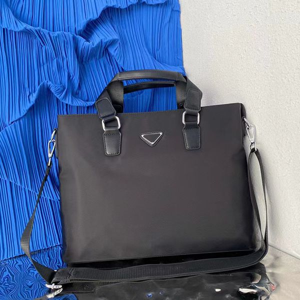 2022 women designers bag lightweight nylon cloth handbag solid color multiple colors hobos underarm hobo shoulder classic designer shoulder
2022 women designers bag lightweight nylon cloth handbag solid color multiple colors hobos underarm hobo shoulder classic designer shoulder
