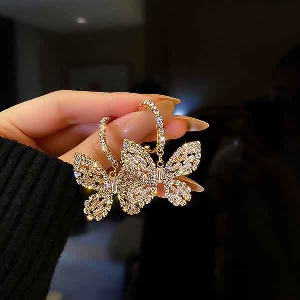 925 silver needle full rhinestone zircon butterfly eardrop earring south korea stylish minimalism earrings internet celebrity elegant and pe, Golden
925 silver needle full rhinestone zircon butterfly eardrop earring south korea stylish minimalism earrings internet celebrity elegant and pe, Golden