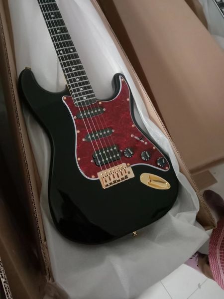 factory st electric guitar body mahogany pickup ssh fingerboard rosewood color black
factory st electric guitar body mahogany pickup ssh fingerboard rosewood color black