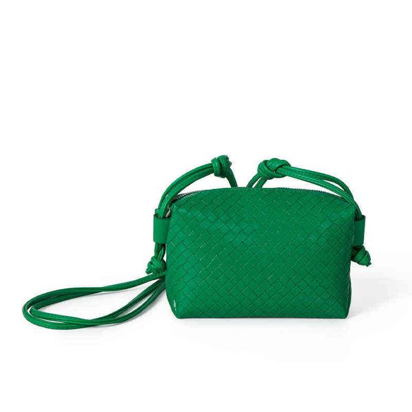 handbag bag female spring summer 2022 new niche design ling lattice woven single shoulder messenger fashion texture pillow 0722
handbag bag female spring summer 2022 new niche design ling lattice woven single shoulder messenger fashion texture pillow 0722