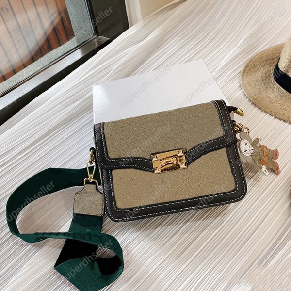 lady shopping shoulder bags fashion handbags women tote crossbody luxury leather classic retro saddle purse party wallets clutch
lady shopping shoulder bags fashion handbags women tote crossbody luxury leather classic retro saddle purse party wallets clutch
