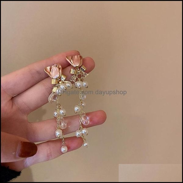 stud earrings jewelry pearl flower bow tassel personality temperament sweet cool wind fashion niche earringsstud drop de dhe2d, Golden;silver
stud earrings jewelry pearl flower bow tassel personality temperament sweet cool wind fashion niche earringsstud drop de dhe2d, Golden;silver