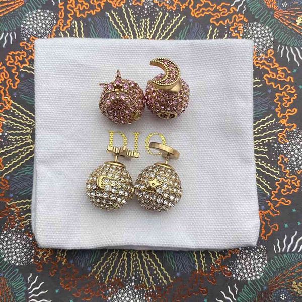2022 factory wholesale new di home ball full diamond used stars moon earrings two wear accessories, Golden
2022 factory wholesale new di home ball full diamond used stars moon earrings two wear accessories, Golden
