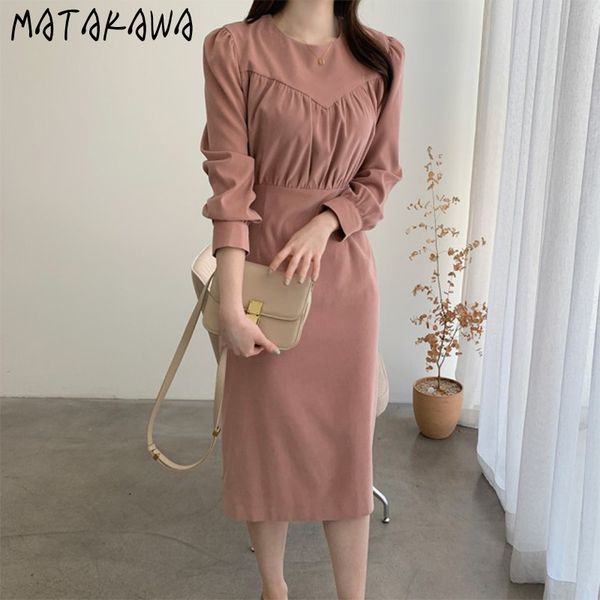 korean chic autumn and winter femm robe french gentle round neck dress pleated slim waist long dresses for women 210506, Black;gray
korean chic autumn and winter femm robe french gentle round neck dress pleated slim waist long dresses for women 210506, Black;gray