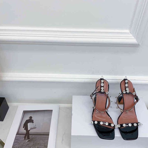 sandals black summer rhinestone wedges fenty slides women designer slippers roman style sandals heel shoes high lady slipper heels 220510
sandals black summer rhinestone wedges fenty slides women designer slippers roman style sandals heel shoes high lady slipper heels 220510