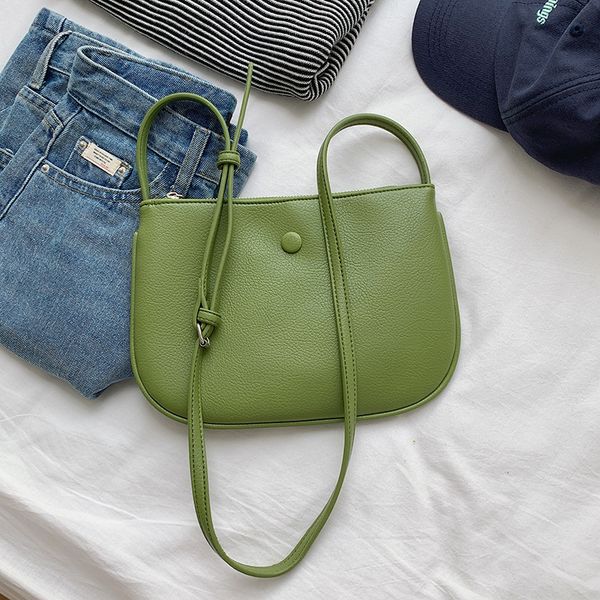 designer bags shoulder crossbody bags with solid color and vintage leather texture 26cm
designer bags shoulder crossbody bags with solid color and vintage leather texture 26cm