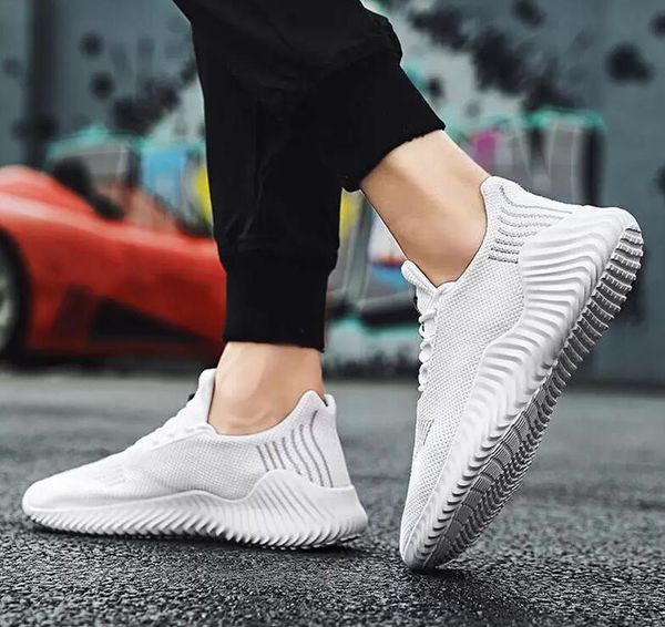new men's sneakers running shoes outdoor shoe high-quality comfortable shoesss
new men's sneakers running shoes outdoor shoe high-quality comfortable shoesss