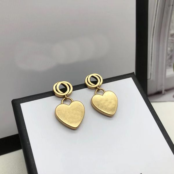 2022 brand original jewelry designer dangle new glossy peach heart letter logo pendant women's personality high-end earrings temperamen, Silver
2022 brand original jewelry designer dangle new glossy peach heart letter logo pendant women's personality high-end earrings temperamen, Silver