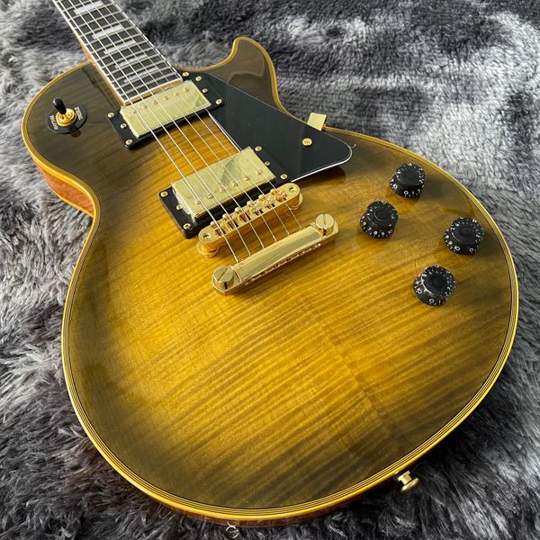 custom shop figured flame maple yellow widow electric guitar yellow body binding,rosewood fingerboard, gold hardware
custom shop figured flame maple yellow widow electric guitar yellow body binding,rosewood fingerboard, gold hardware