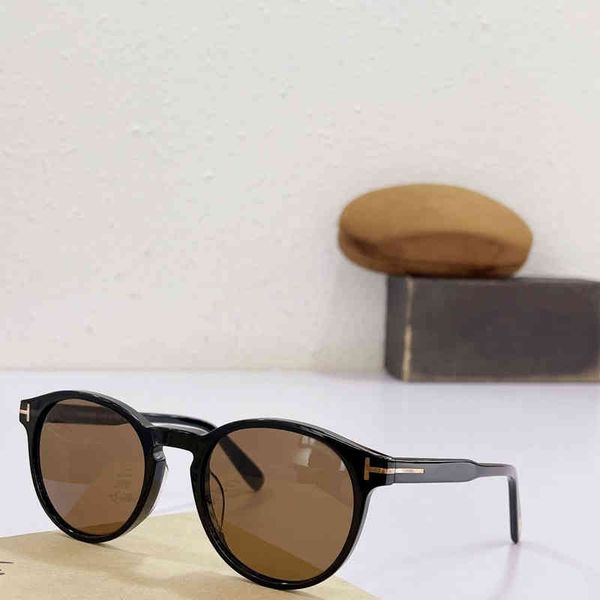 sunglass women luxury brand designer sunglasses t designer retro vintage fashion square sun glasses, White;black
sunglass women luxury brand designer sunglasses t designer retro vintage fashion square sun glasses, White;black