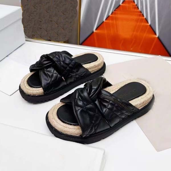 designer women sandals womens slides sandals new style calf leather kink fashion platform casual shoes beach slipper size 35-40, Black
designer women sandals womens slides sandals new style calf leather kink fashion platform casual shoes beach slipper size 35-40, Black