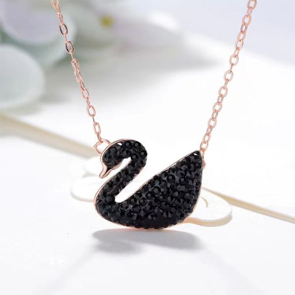 2023 new swan crystal pendant necklace classic luxury designer necklace for women 316l stainless steel jewelry, Silver
2023 new swan crystal pendant necklace classic luxury designer necklace for women 316l stainless steel jewelry, Silver