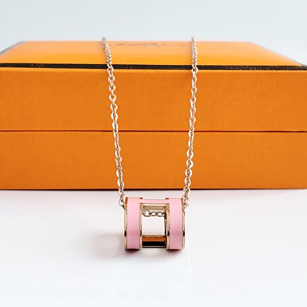 designer design titanium steel women's necklace classic 90s retro style necklace, Silver
designer design titanium steel women's necklace classic 90s retro style necklace, Silver