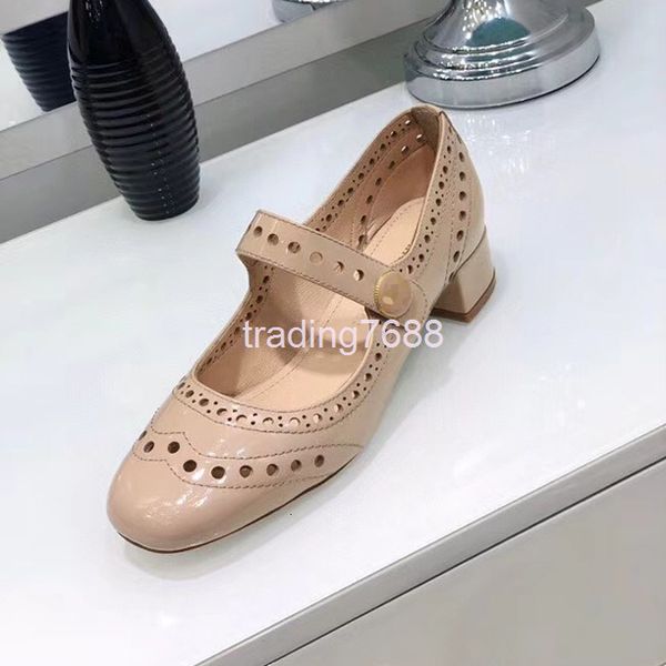 dress shoes spring style thick heel button college mary jane shoes women's middle shallow hole punching breathable single, Black
dress shoes spring style thick heel button college mary jane shoes women's middle shallow hole punching breathable single, Black