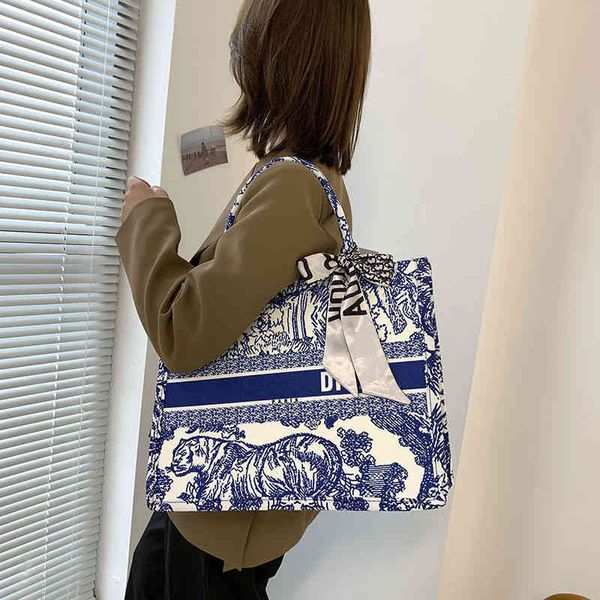 55% off large bag women's shopping new fashion net red canvas versatile high-capacity portable tote designer female shoulder handbags
55% off large bag women's shopping new fashion net red canvas versatile high-capacity portable tote designer female shoulder handbags