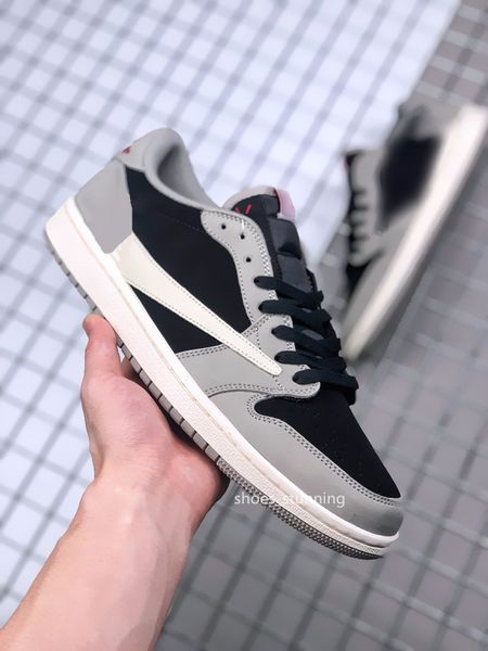 quality shoes jumpman 1 low fragments light grey white black colorway ts low-culture casual sports basketball shoe leather trainers ship sh
quality shoes jumpman 1 low fragments light grey white black colorway ts low-culture casual sports basketball shoe leather trainers ship sh