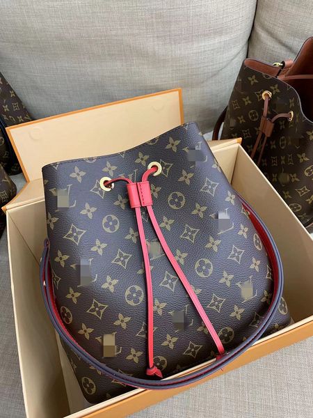 ggs louiss vuttons lvs ysls fashion women luxury genuine leather handbag brand designer handbag calf single shoulder diagonal bags
ggs louiss vuttons lvs ysls fashion women luxury genuine leather handbag brand designer handbag calf single shoulder diagonal bags