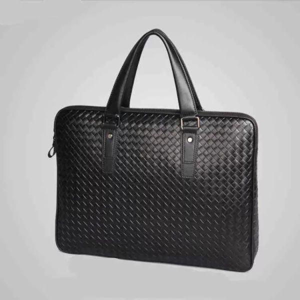 briefcases men's hand horizontal briefcase woven grain head leather busins computer bag
briefcases men's hand horizontal briefcase woven grain head leather busins computer bag
