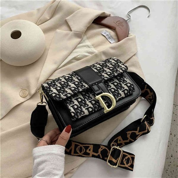 advanced series single autumn embroidery small square versatile retro fashion women's messenger 90% off wholesale shop
advanced series single autumn embroidery small square versatile retro fashion women's messenger 90% off wholesale shop