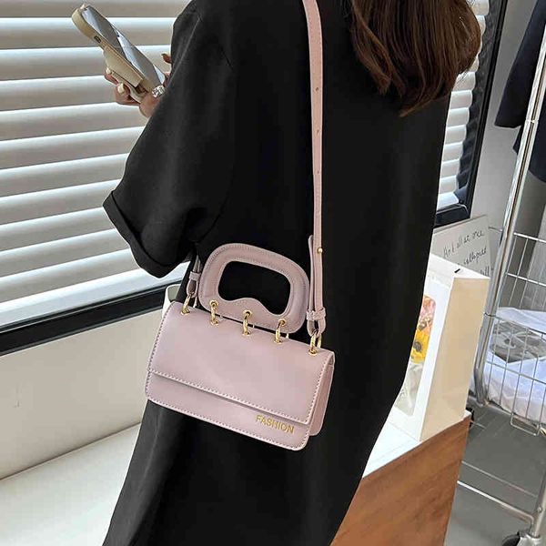 fashion women's new high-quality versatile bag luxury designer portable small square 2022 fashion high-end single shoulder msenger
fashion women's new high-quality versatile bag luxury designer portable small square 2022 fashion high-end single shoulder msenger
