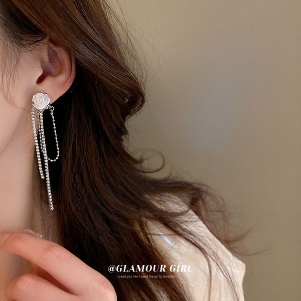 silver needle asymmetric flower diamond-studded tassel earrings french rococo style super fairy earrings high class elegant eardrop for wom, Golden
silver needle asymmetric flower diamond-studded tassel earrings french rococo style super fairy earrings high class elegant eardrop for wom, Golden