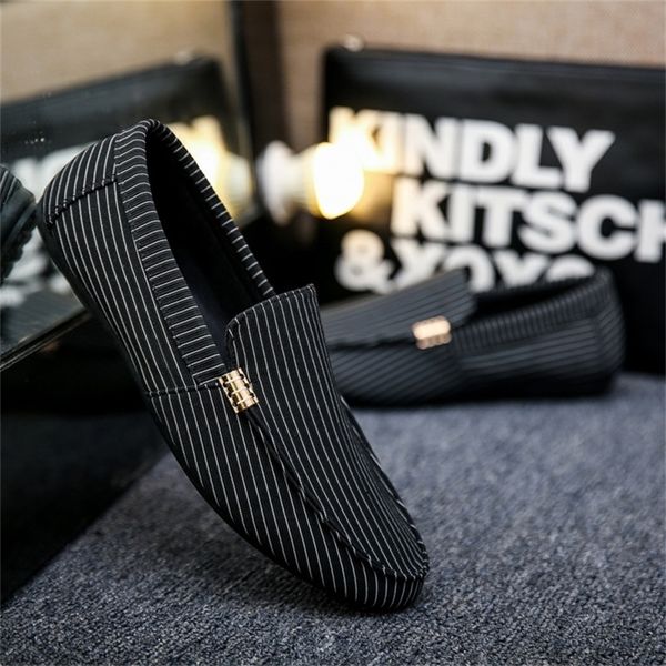 spring summer mens loafers plus size lightweight comfortable flat casual shoes men breathable slip on soft leather driving 220812, Black
spring summer mens loafers plus size lightweight comfortable flat casual shoes men breathable slip on soft leather driving 220812, Black