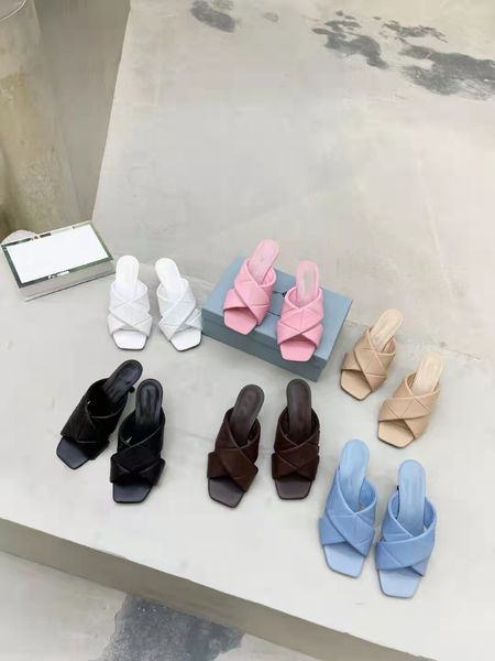 new 2022 classic women's sandals thick bottom brand sandals solid color round head leather open toe luxury slide designer slippers, Black
new 2022 classic women's sandals thick bottom brand sandals solid color round head leather open toe luxury slide designer slippers, Black